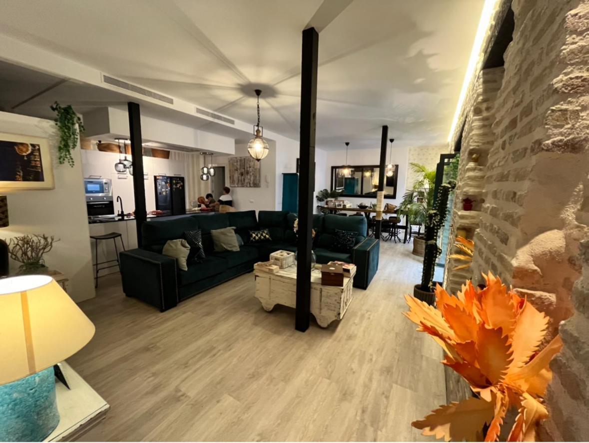 Casa Duque Compartida Familiar 1-Habitacion Con Bano Propio Sevilla Dış mekan fotoğraf