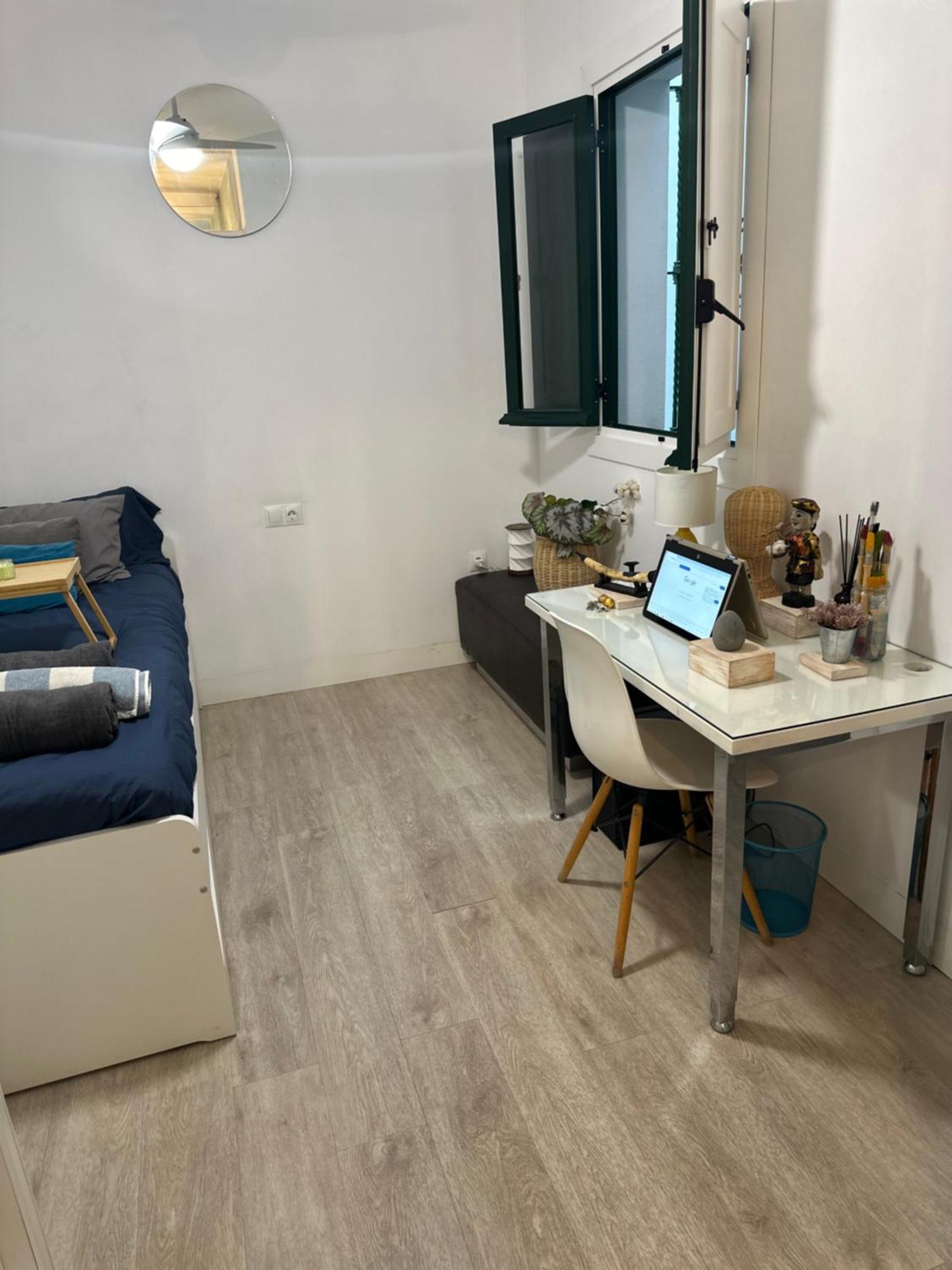 Casa Duque Compartida Familiar 1-Habitacion Con Bano Propio Sevilla Dış mekan fotoğraf