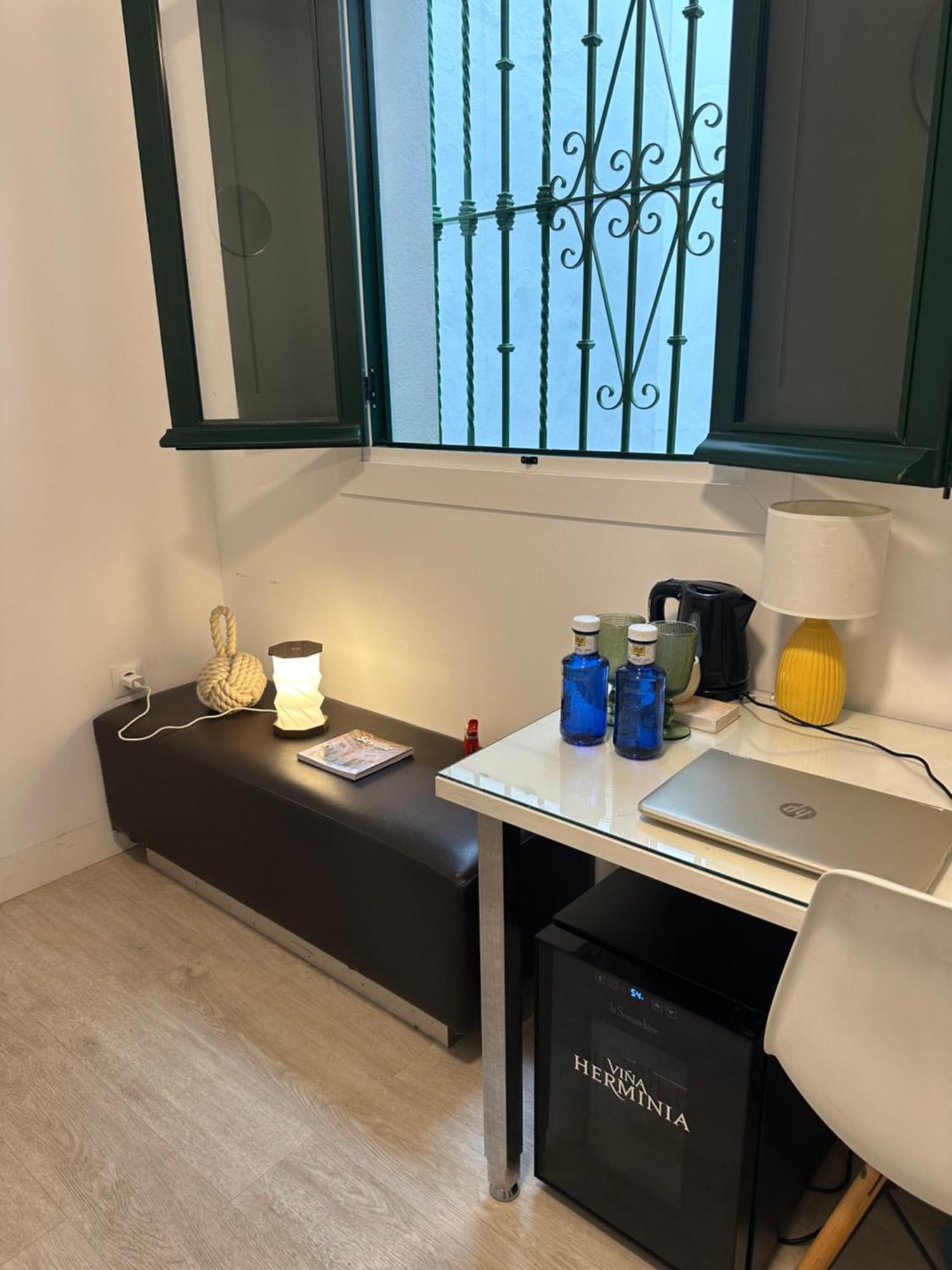 Casa Duque Compartida Familiar 1-Habitacion Con Bano Propio Sevilla Dış mekan fotoğraf